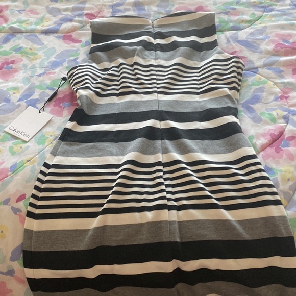 NWT Black and white Striped Calvin Klein dress - Picture 4 of 5
